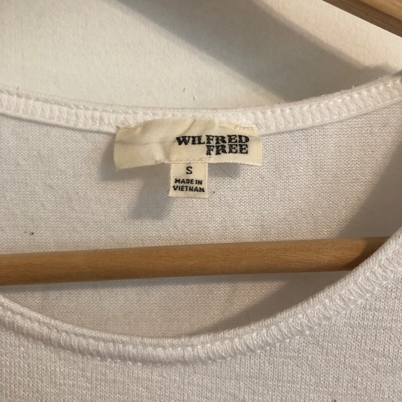 Wilfred Free (Aritzia) Flowy White T shirt - Picture 3 of 3